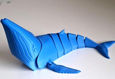 Baleine à bosse articulée
